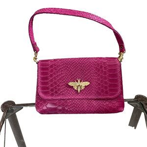 Mini Italian Leather Clutch Crossbody Bag 4.5”x 7.5”x 2” Pink Chain Bee clasp